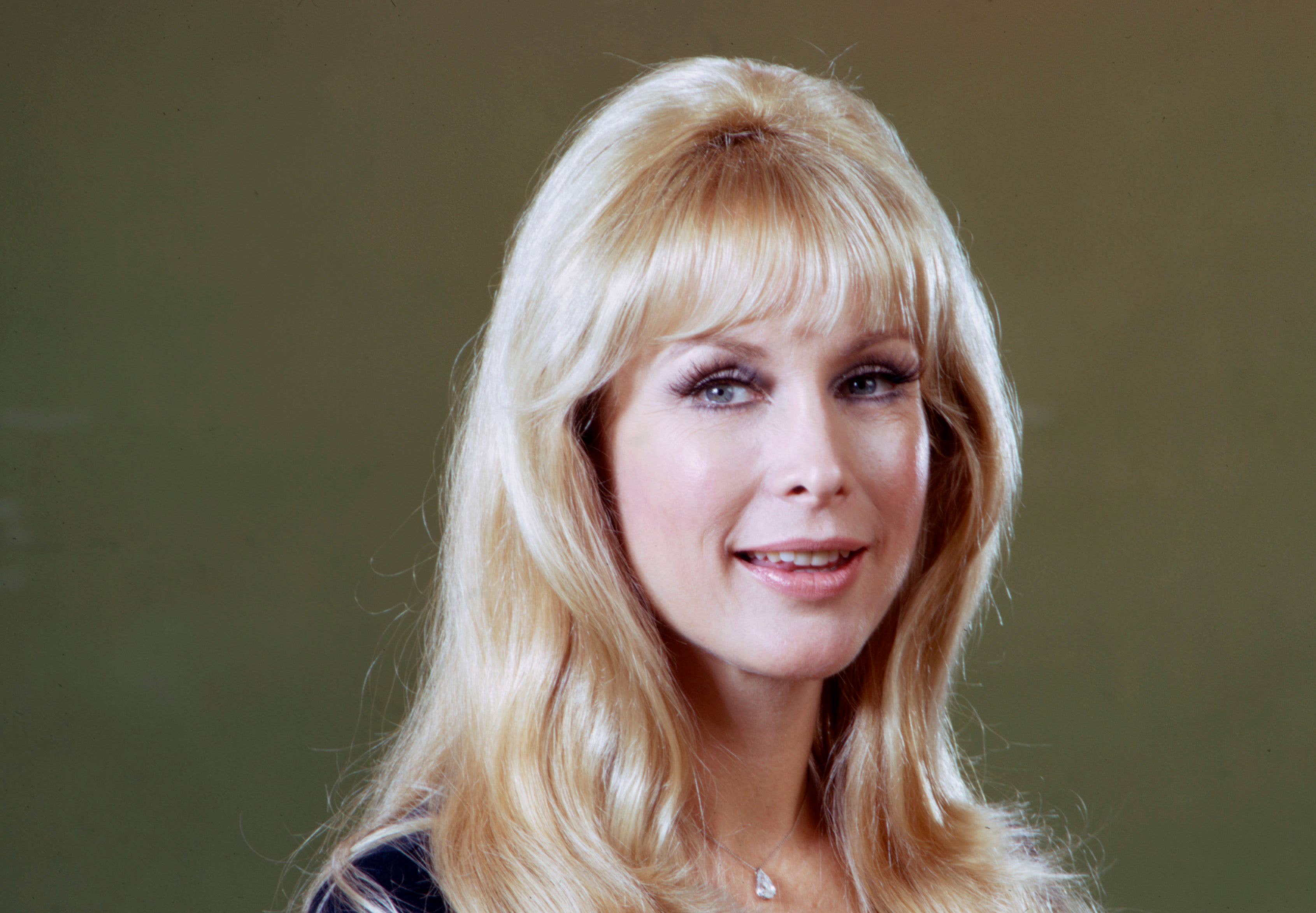 Barbara Eden, la estrella de la serie “Mi bella Genio” -