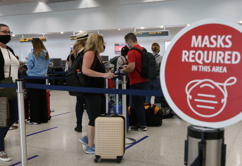 Eeuu Jueza Anula Orden De Uso De Mascarillas En Aviones